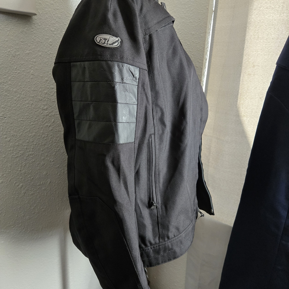 Roland Black Performance Jacket - image 2